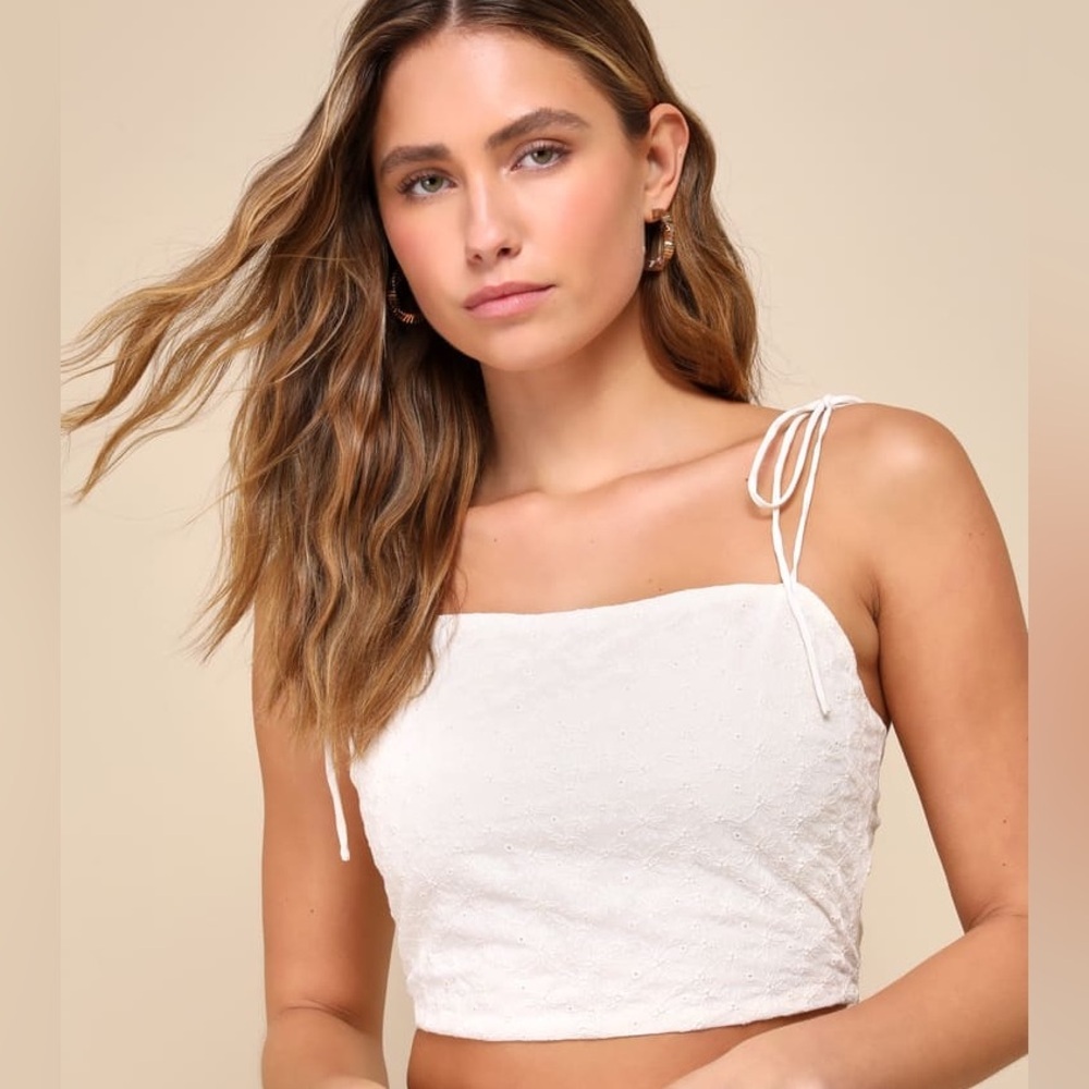 LULUS SET - Picture 6 of 14